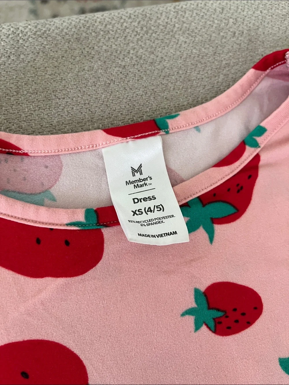 💙5 for $10💙 Girls Strawberry Tiered Pink Casual Dress 4/5